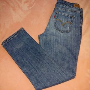 Levi's High Rise Light Washed Jeans